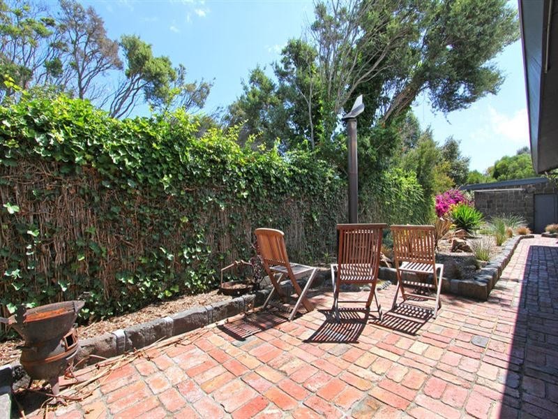 6 Pearse Road, Blairgowrie VIC 3942