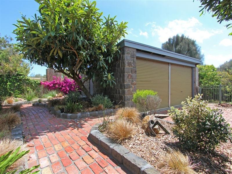 6 Pearse Road, Blairgowrie VIC 3942