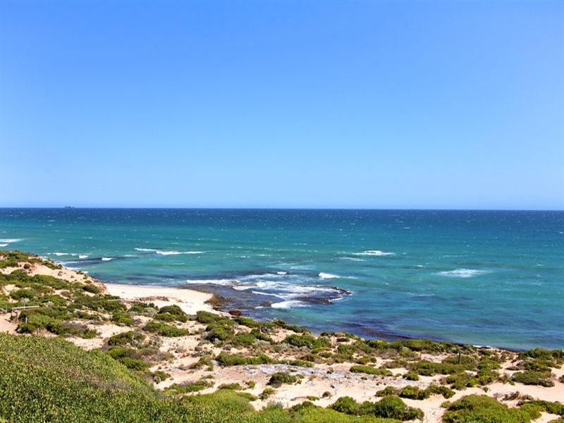 6 Pearse Road, Blairgowrie VIC 3942