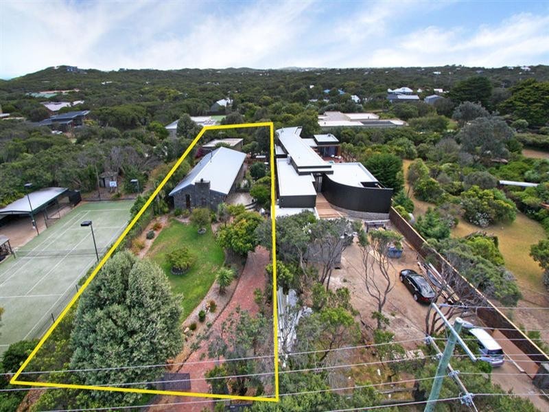 6 Pearse Road, Blairgowrie VIC 3942