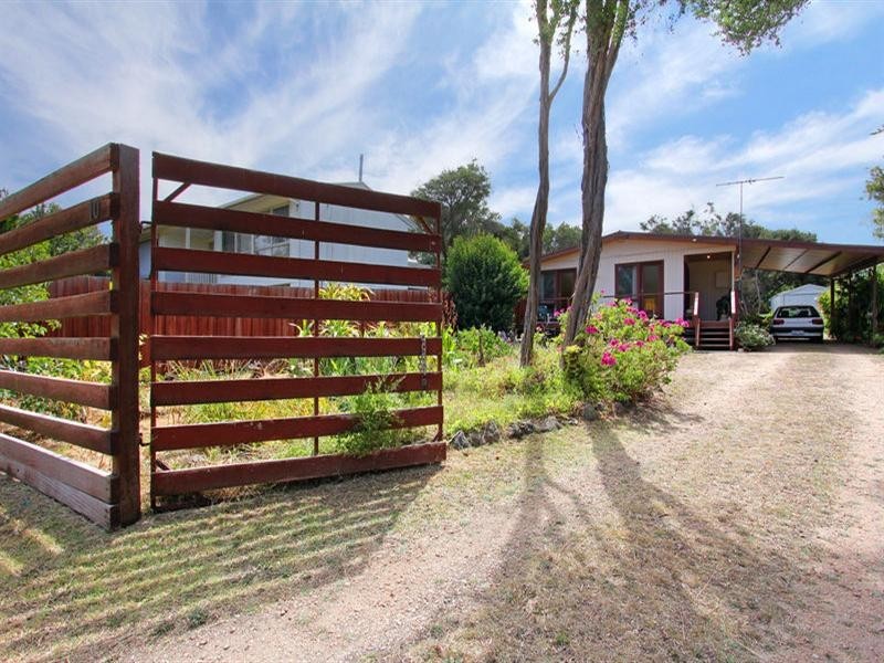 10 Topaz Street, Blairgowrie VIC 3942