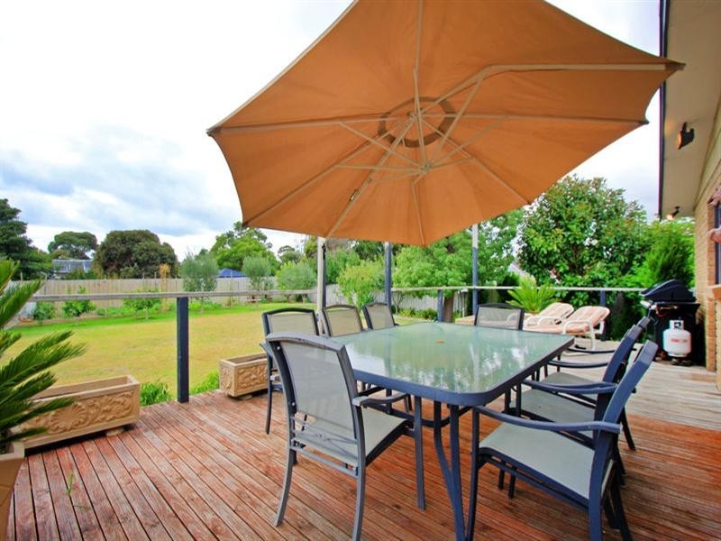 2 Bona Street, Tootgarook VIC 3941