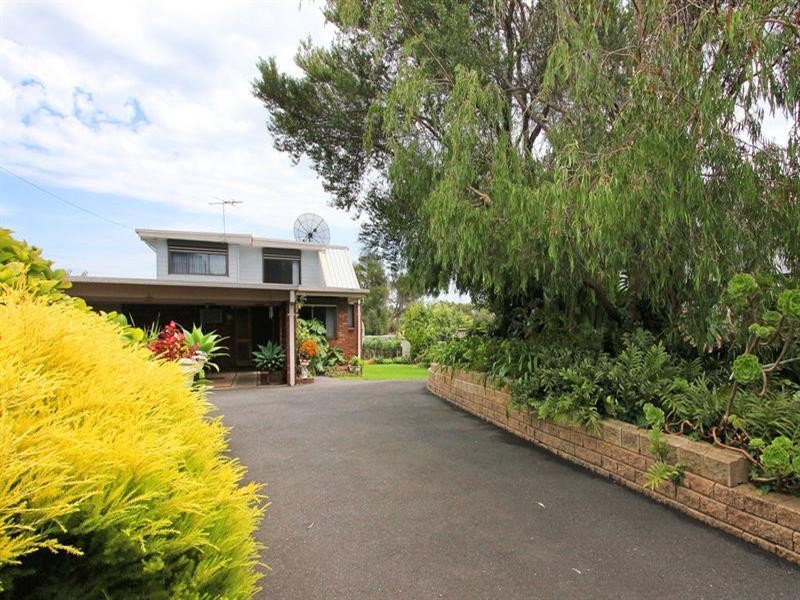 94 Grandview Avenue, Rye VIC 3941