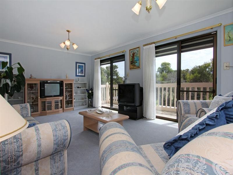 94 Grandview Avenue, Rye VIC 3941