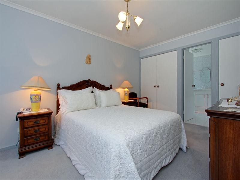 94 Grandview Avenue, Rye VIC 3941