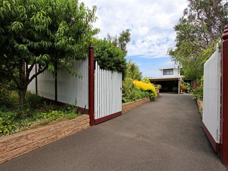 94 Grandview Avenue, Rye VIC 3941