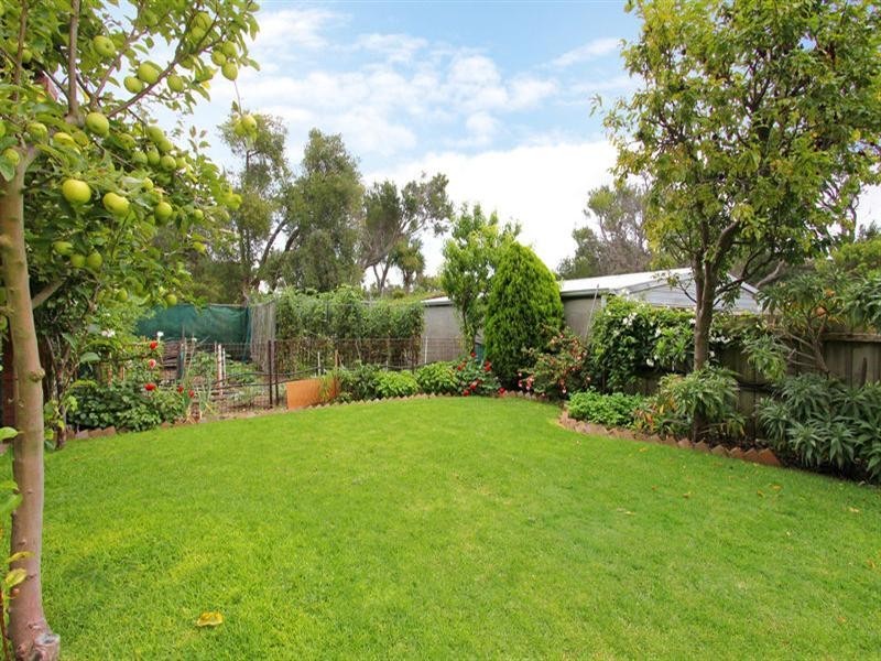 94 Grandview Avenue, Rye VIC 3941