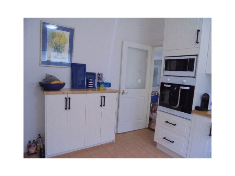 52 Weeroona Street, Rye VIC 3941