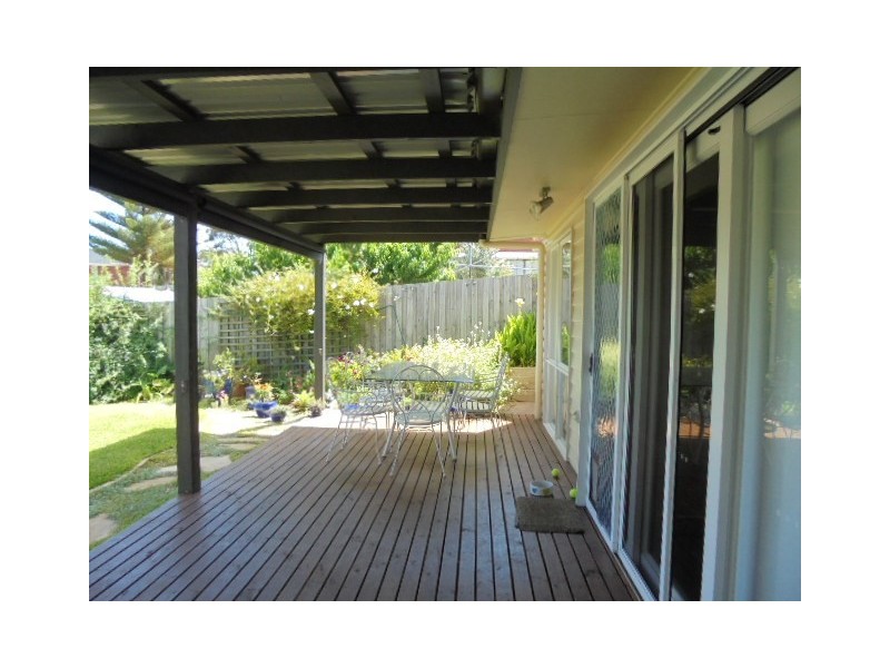 52 Weeroona Street, Rye VIC 3941