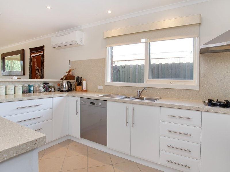 2 Pardoner Road, Rye VIC 3941