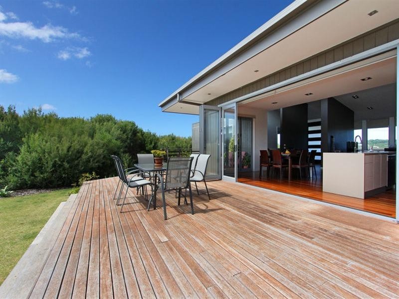 9 Titus Drive, St Andrews Beach VIC 3941