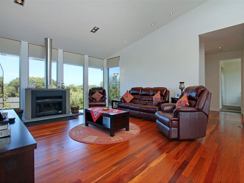 9 Titus Drive, St Andrews Beach VIC 3941