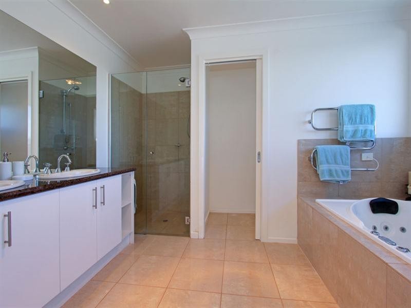 8 Arunta Court, Rye VIC 3941