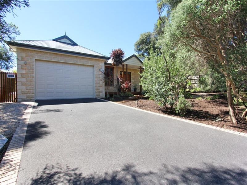 8 Arunta Court, Rye VIC 3941