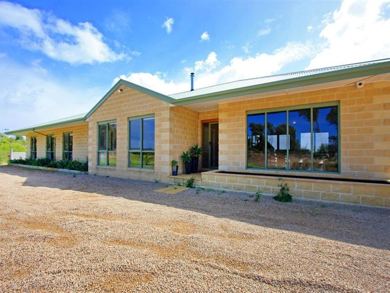 208 Sandy Road, Fingal VIC 3939