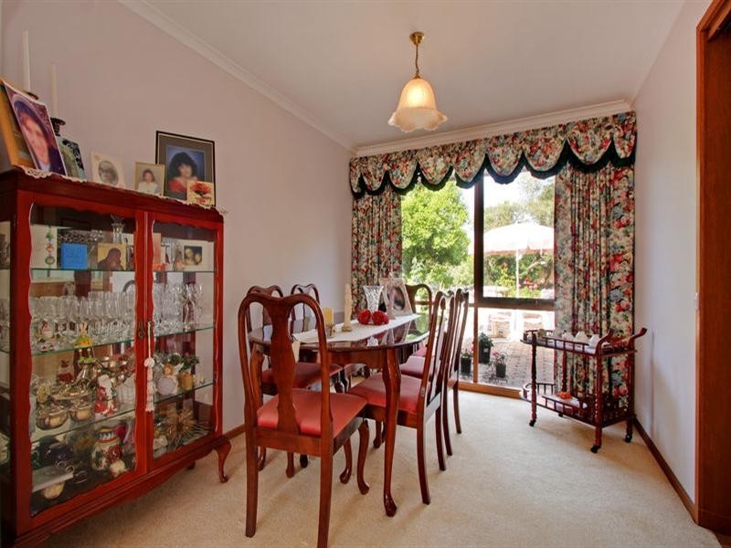 6 Robin Parade, Rye VIC 3941