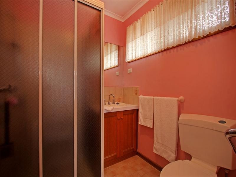 6 Robin Parade, Rye VIC 3941