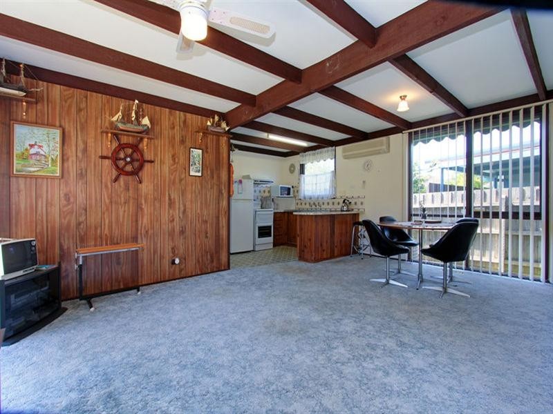 21 Grandview Avenue, Rye VIC 3941