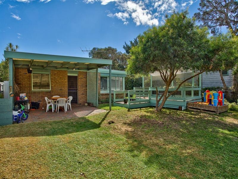 11 Laurel Street, Rye VIC 3941