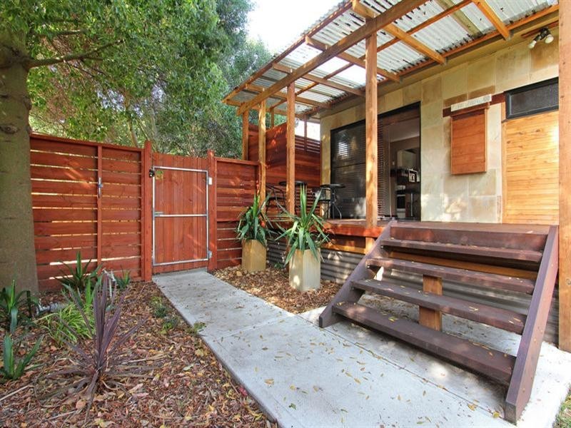 5 Allambi Avenue, Rosebud West VIC 3940