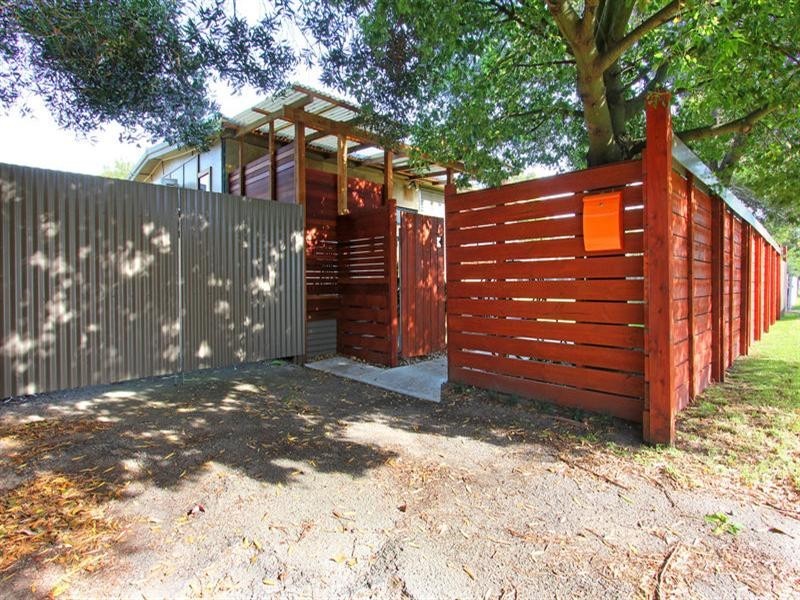 5 Allambi Avenue, Rosebud West VIC 3940