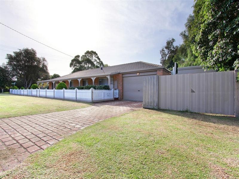 81 Spray Street, Rosebud VIC 3939