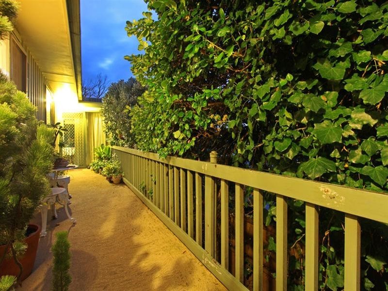 8 Maxwell Street, Blairgowrie VIC 3942