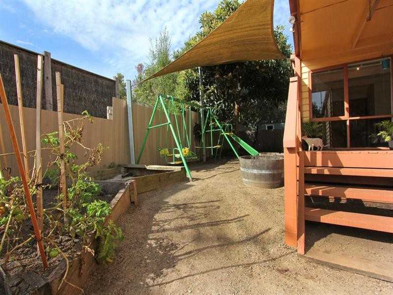 8 Curran Way, Tootgarook VIC 3941
