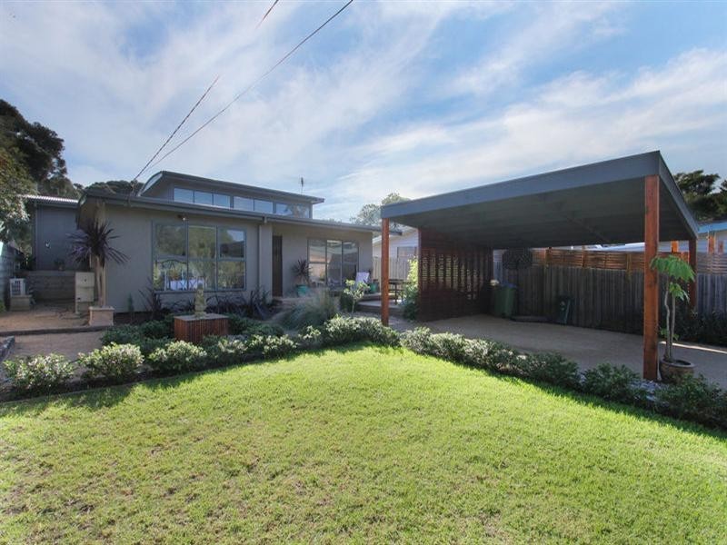30 Fern Grove, Rye VIC 3941