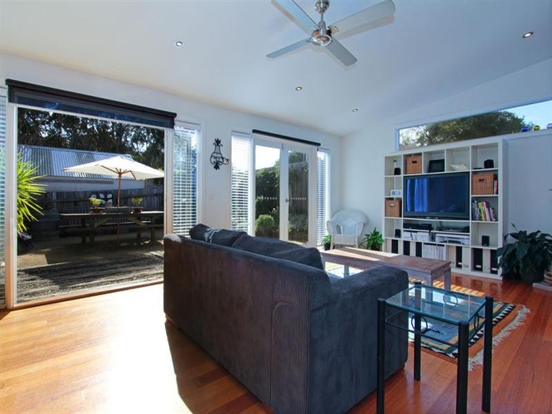 30 Fern Grove, Rye VIC 3941