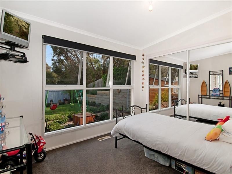 30 Fern Grove, Rye VIC 3941