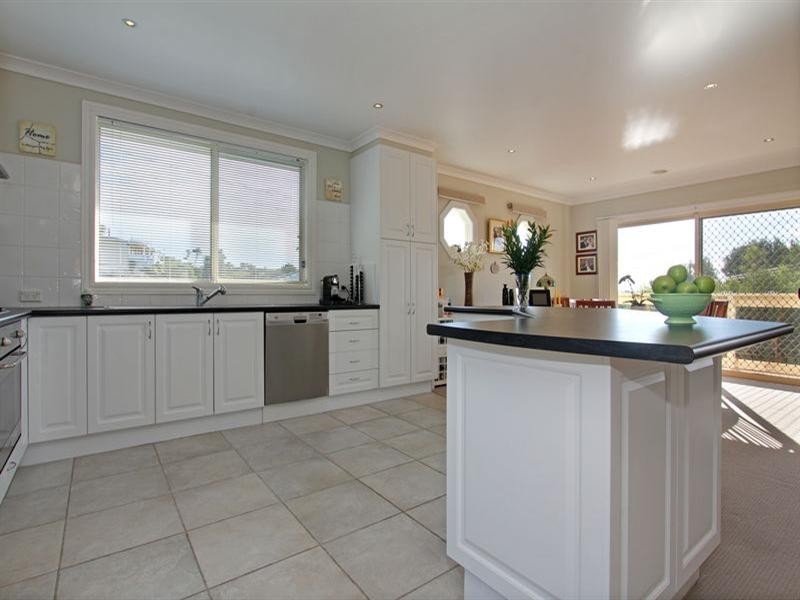 81 Highbury Road, Tootgarook VIC 3941