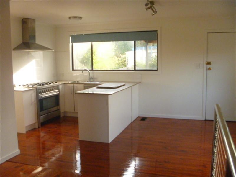 2 Kanburra Street, Rye VIC 3941