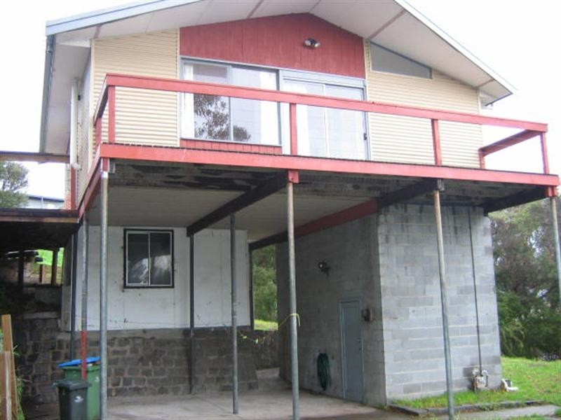 16 Leawarra Street, Rye VIC 3941