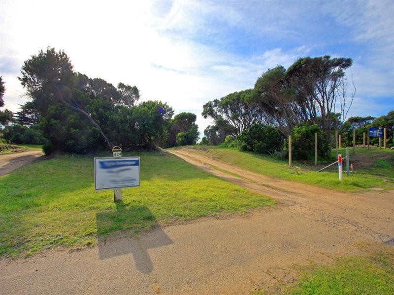 424 Sandy Road, St Andrews Beach VIC 3941