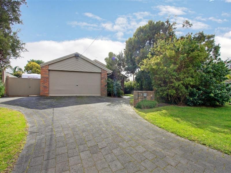 2 Melville Street, Tootgarook VIC 3941