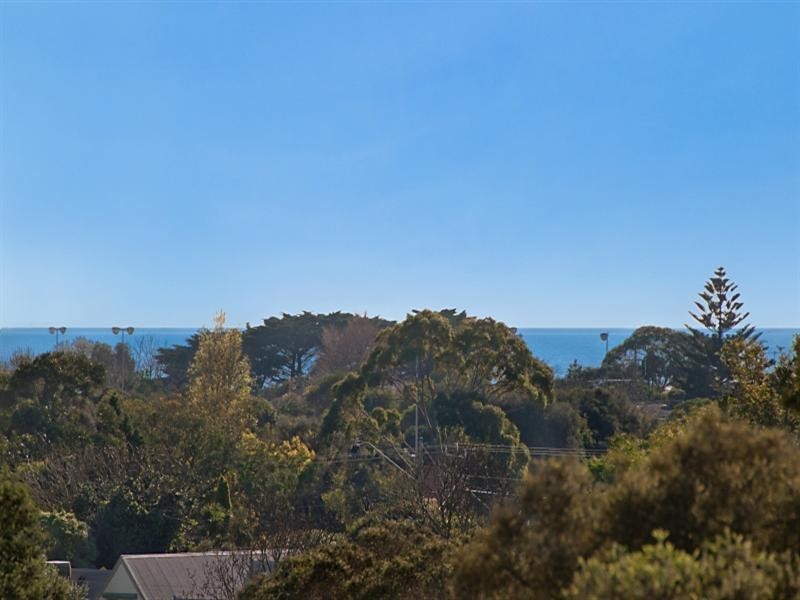 38 Tuerong Street, Rye VIC 3941