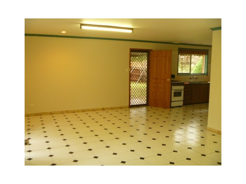 30 Mawarra Street, Rosebud West VIC 3940