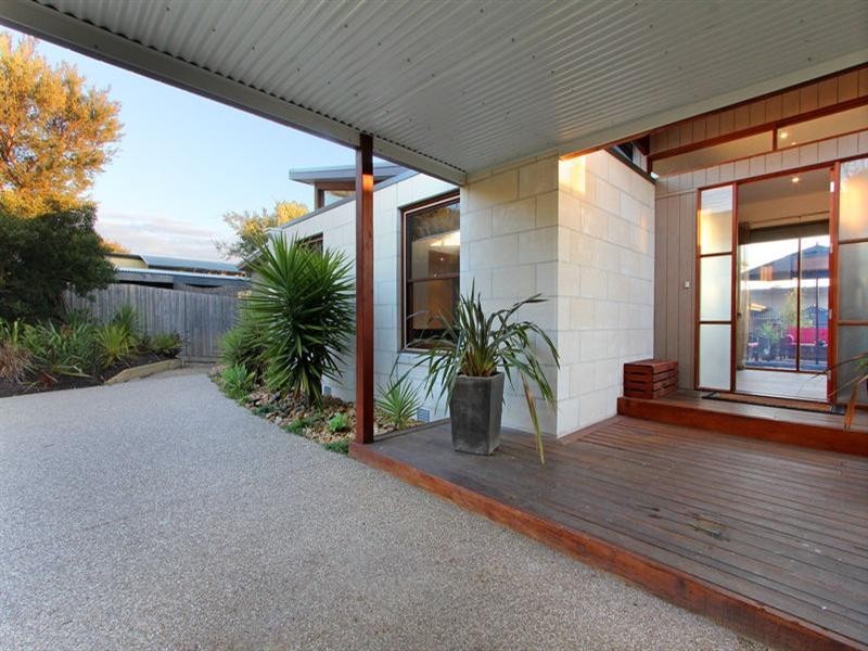 22 Alex Drive, St Andrews Beach VIC 3941