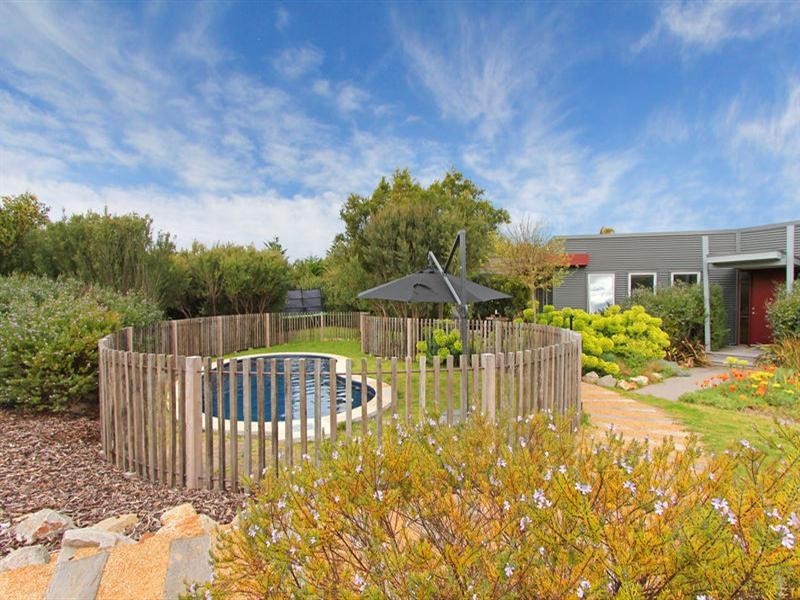 13 Daniella Court, St Andrews Beach VIC 3941