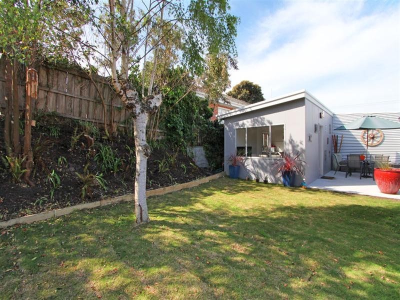 58 Fourth Avenue, Rosebud VIC 3939
