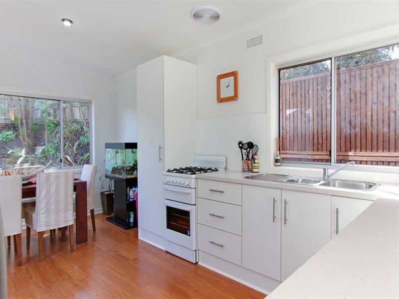58 Fourth Avenue, Rosebud VIC 3939