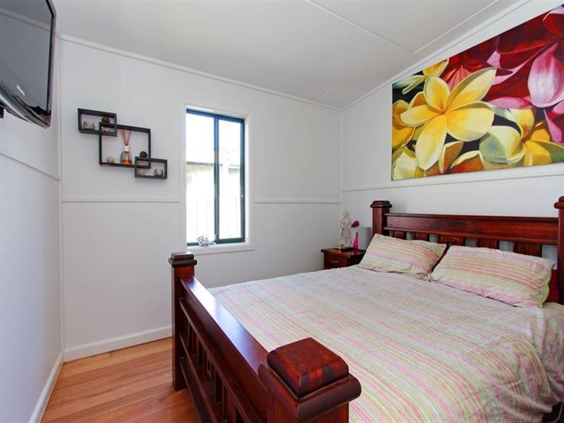 58 Fourth Avenue, Rosebud VIC 3939