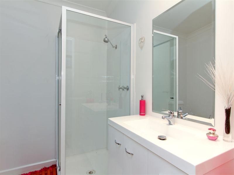 58 Fourth Avenue, Rosebud VIC 3939