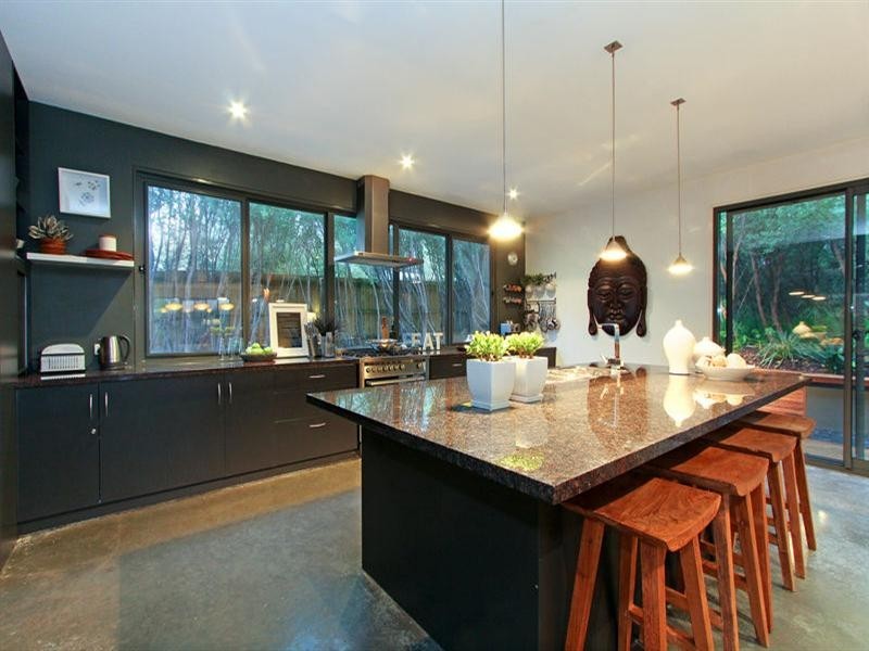 305 Sandy Road, St Andrews Beach VIC 3941
