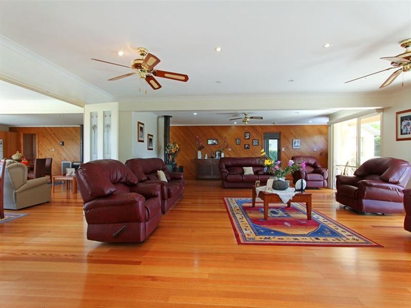 2 Rolls Court, Rye VIC 3941