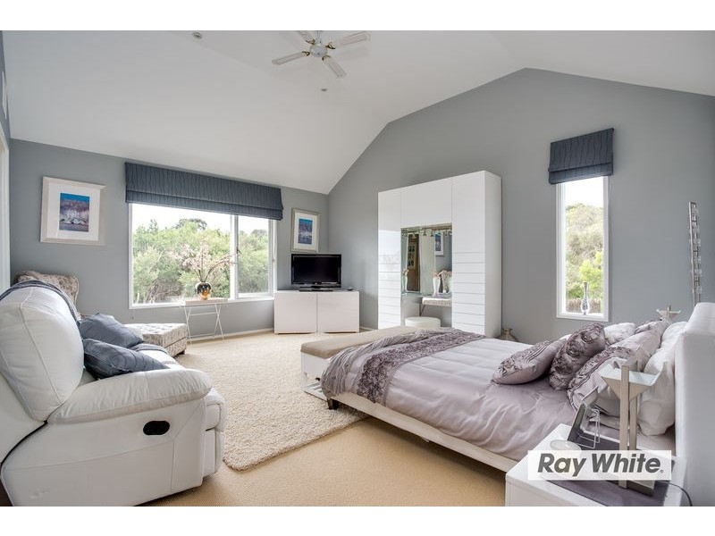 14 Farnsworth Drive, Cape Schanck VIC 3939