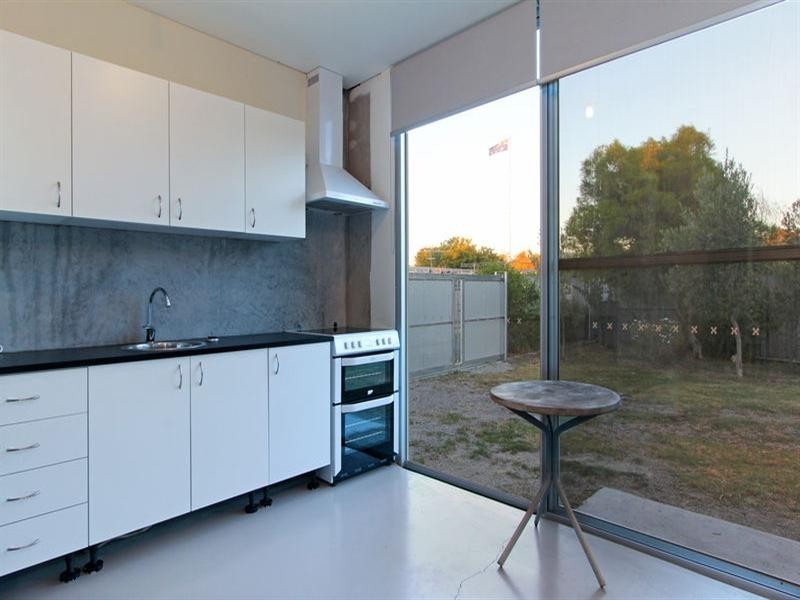 11 Daly Avenue, Rye VIC 3941