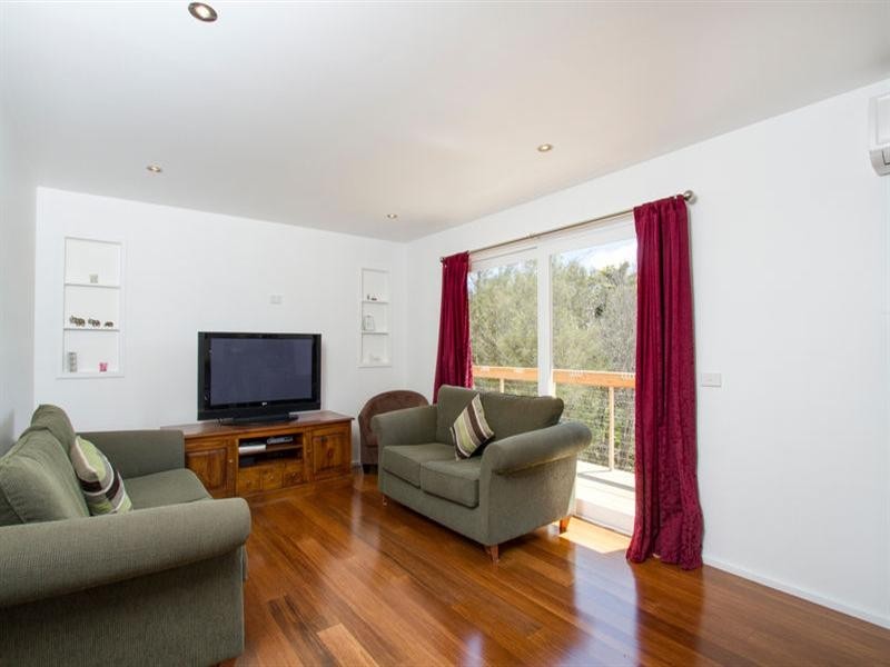 24 Nalong Street, Rye VIC 3941