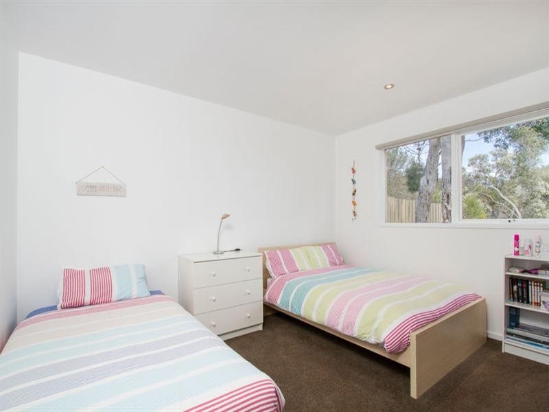 24 Nalong Street, Rye VIC 3941